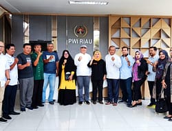 Sukseskan Pemilu 2024, Bawaslu Berkolaborasi dengan PWI Riau