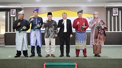 Ketua Yayasan Pendidikan Raja Ali Haji Prof Dr Irwan Effendi Lantik Dekan Faperta, FEB, Teknik, dan FIB Unilak