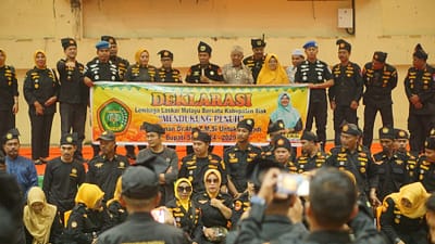 Mantan Bupati Siak Arwin AS Hadiri Deklarasi LLMB Dukung Dr. Afni di Pilkada